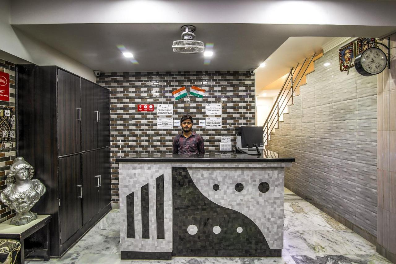Oyo 8888 Riga Hs Deluxe Agra (Uttar Pradesh) Exterior foto