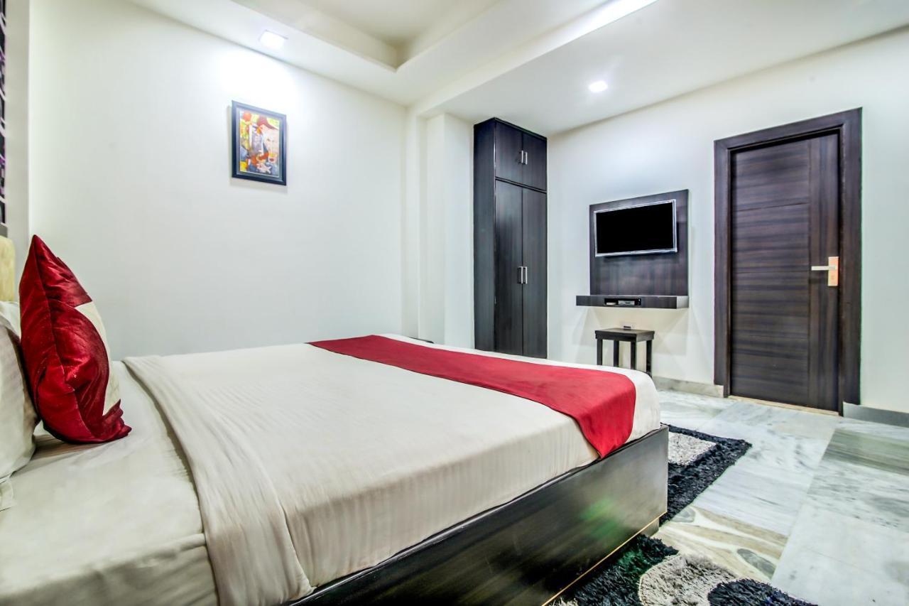 Oyo 8888 Riga Hs Deluxe Agra (Uttar Pradesh) Exterior foto