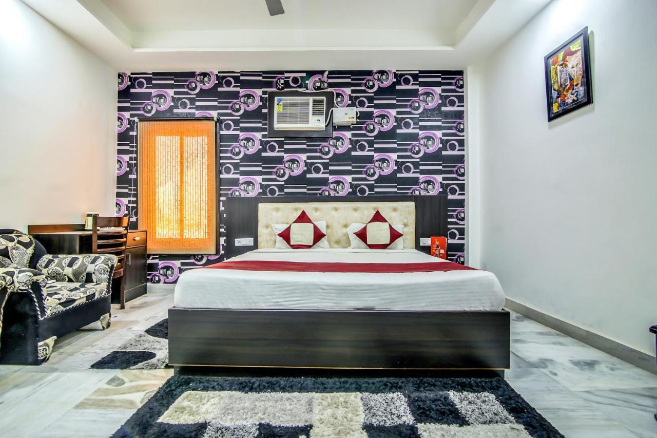 Oyo 8888 Riga Hs Deluxe Agra (Uttar Pradesh) Exterior foto